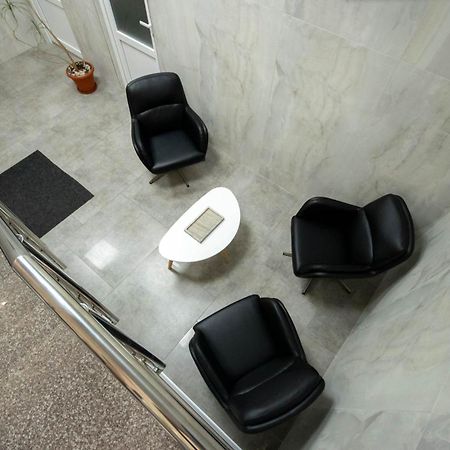 Astar Apartments - Executive Rădăuţi Екстериор снимка