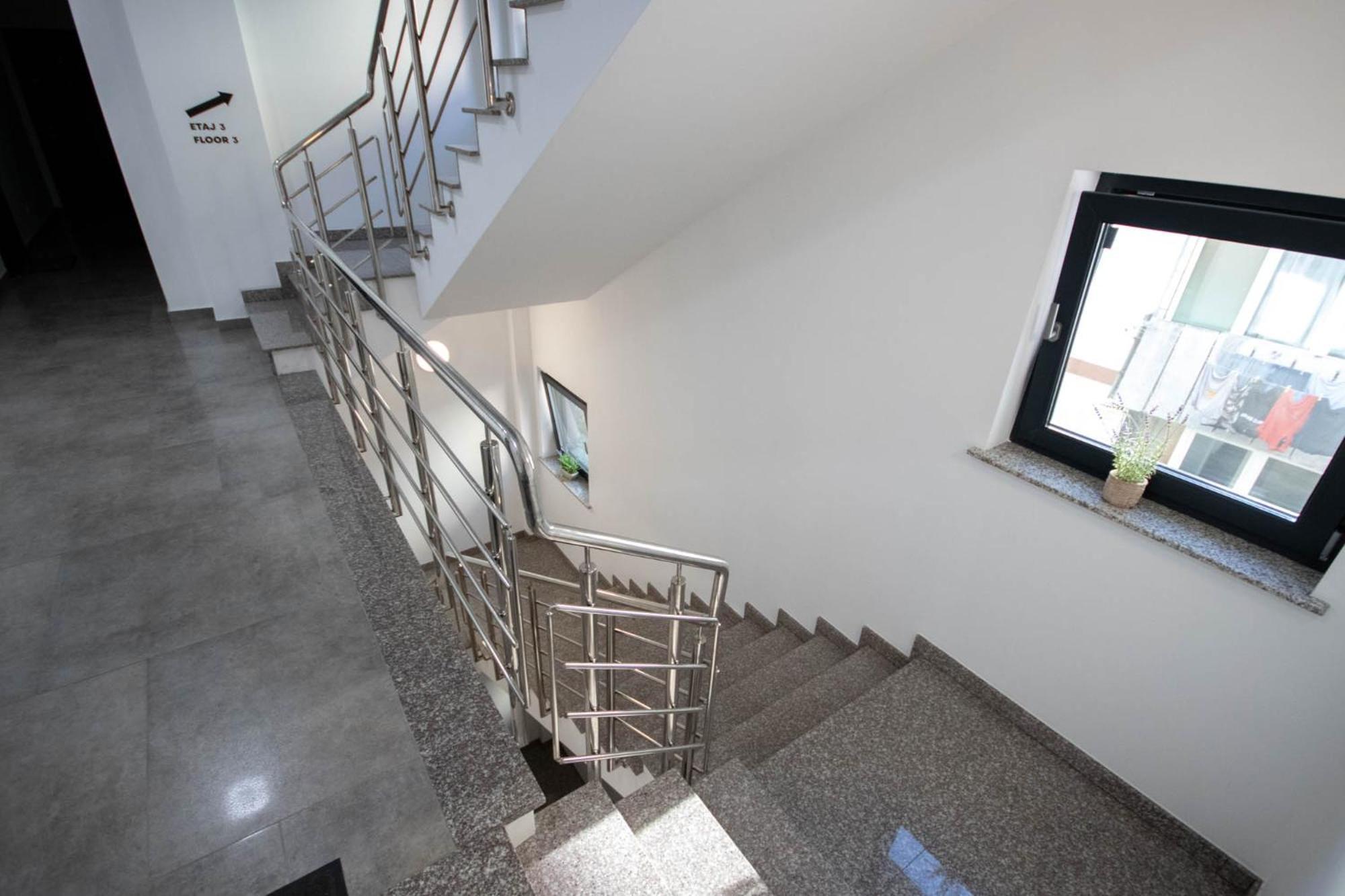 Astar Apartments - Executive Rădăuţi Екстериор снимка